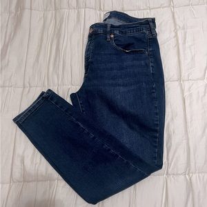 Universal Thread Women’s Mid Rise Skinny Jeans Size 16 Dark wash